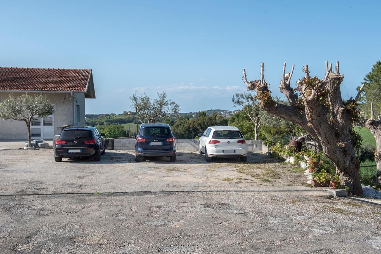 A11 - Varano, Delizioso Trilocale Con Giardino Ancona Eksteriør bilde